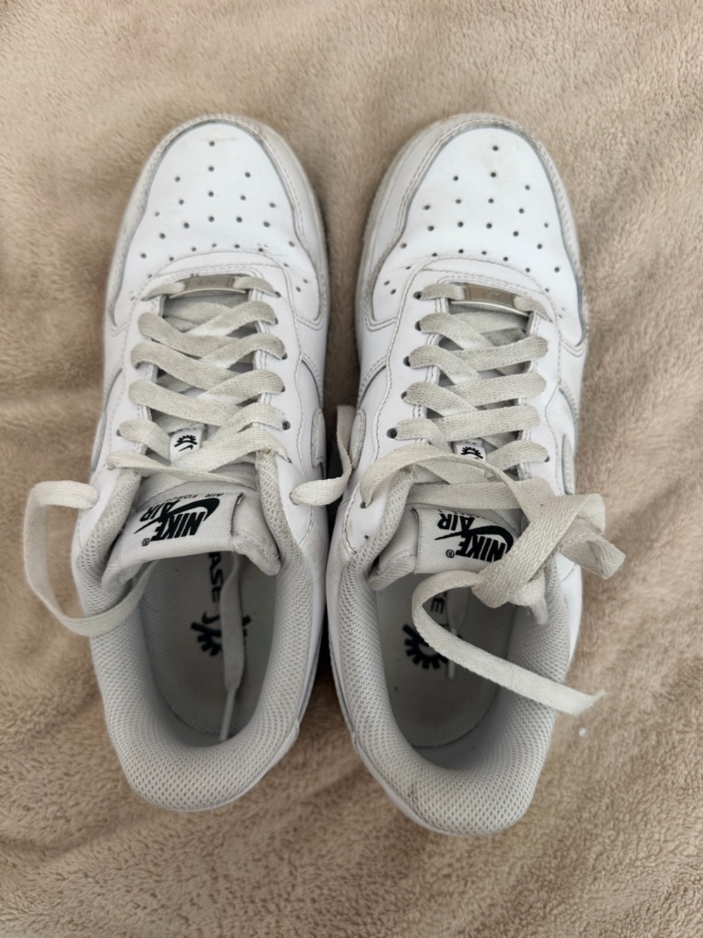 Nike White Air Force 1’s low top